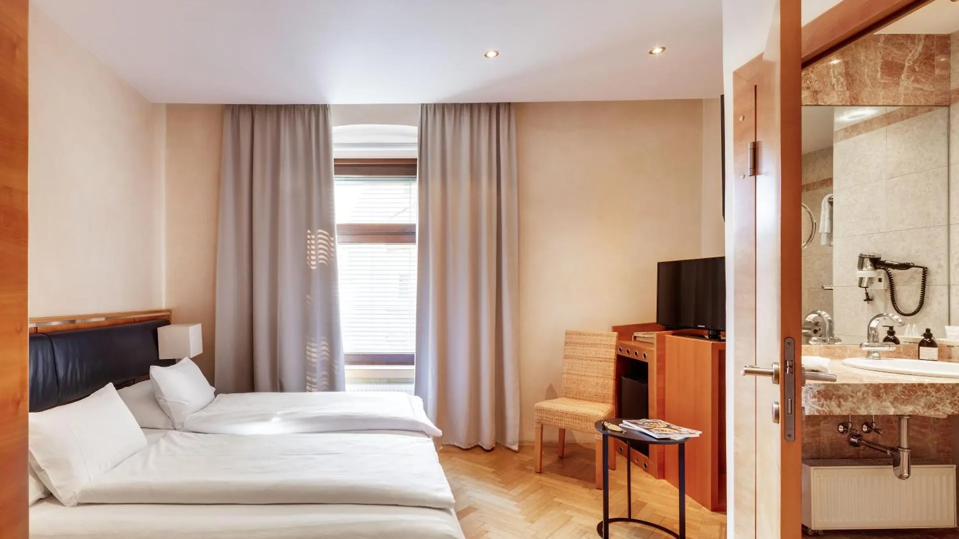 ****  Hotel Central Innsbruck Austria
