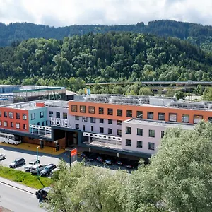 Hwest Отель